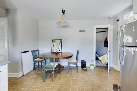 2102 West Belle Plaine Avenue Chicago IL 60618