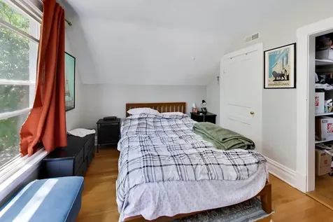 2102 West Belle Plaine Avenue Chicago IL 60618