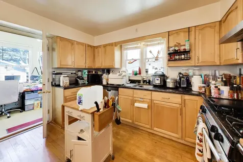 2102 West Belle Plaine Avenue Chicago IL 60618