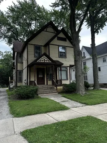 309 North View Street Aurora IL 60506