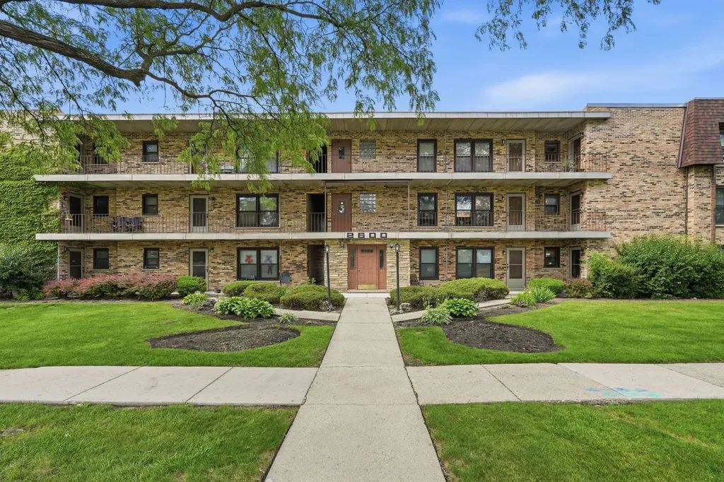 2600 Oakton Street Park Ridge IL 60068