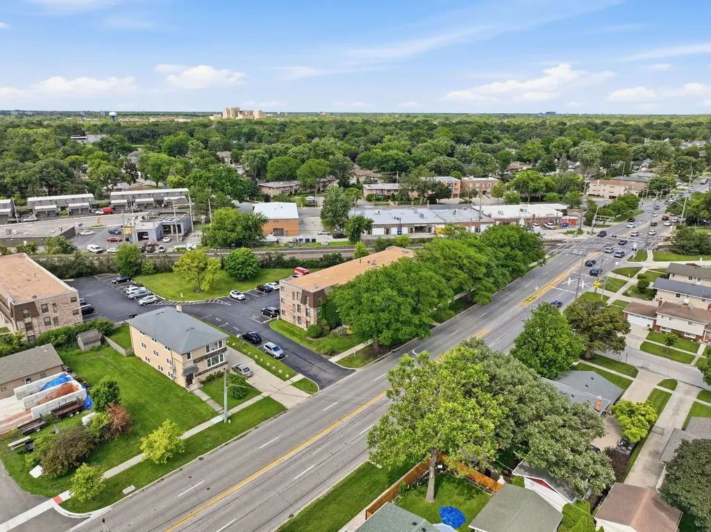 2600 Oakton Street Park Ridge IL 60068