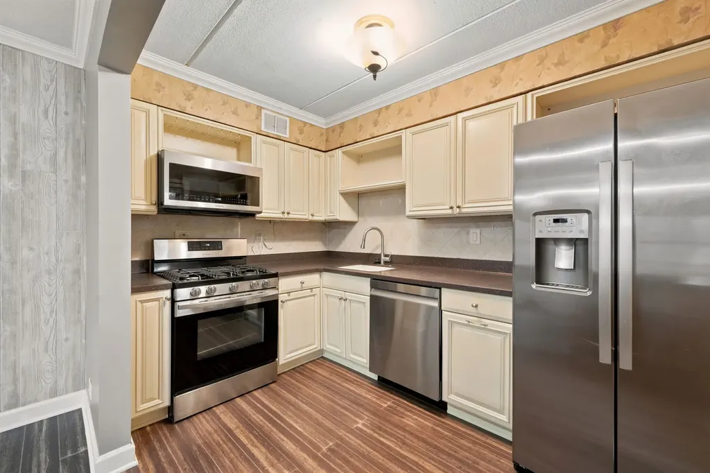 2600 Oakton Street Park Ridge IL 60068