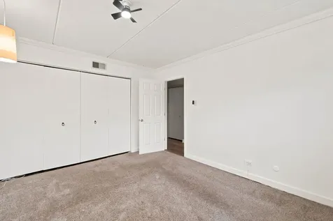 2600 Oakton Street Park Ridge IL 60068