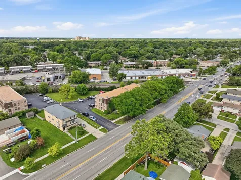 2600 Oakton Street Park Ridge IL 60068