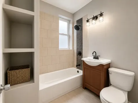 4415 South Sawyer Avenue Chicago IL 60632