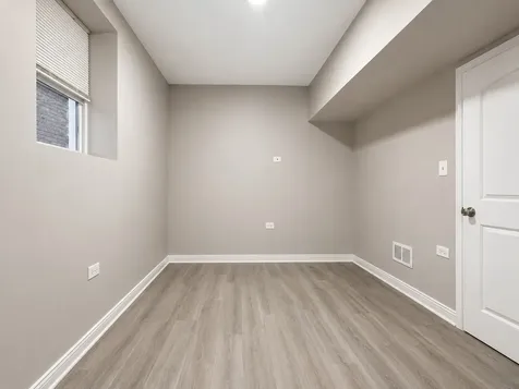 4415 South Sawyer Avenue Chicago IL 60632