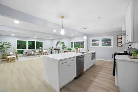 6411 Londonderry Drive Cary IL 60013