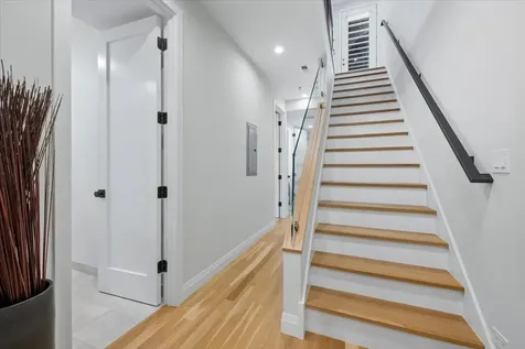 2719 West Haddon Avenue Chicago IL 60622