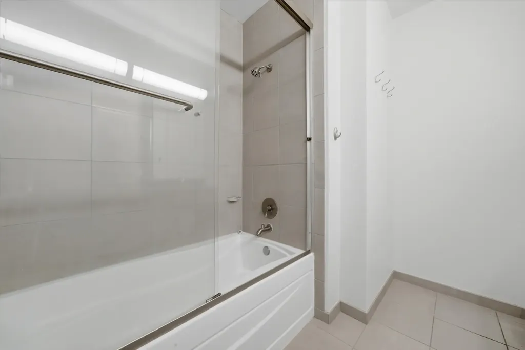 720 North Larrabee Street Chicago IL 60654