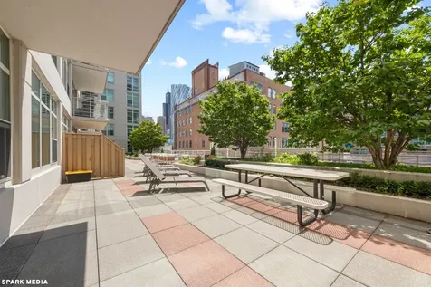 909 West Washington Boulevard Chicago IL 60607