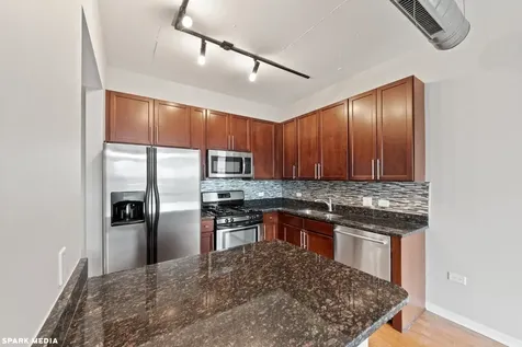 909 West Washington Boulevard Chicago IL 60607