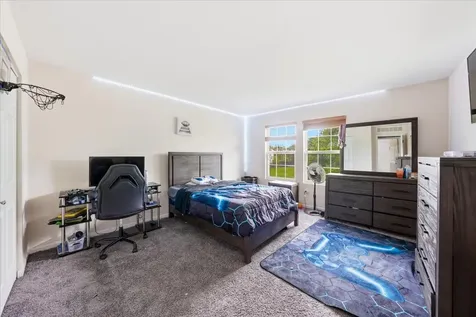 3800 Thoroughbred Lane Joliet IL 60435