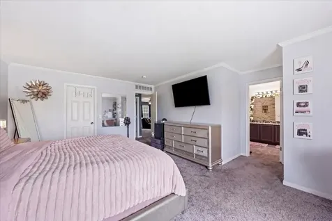 3800 Thoroughbred Lane Joliet IL 60435