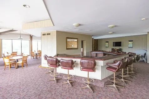 450 Raintree Court Glen Ellyn IL 60137