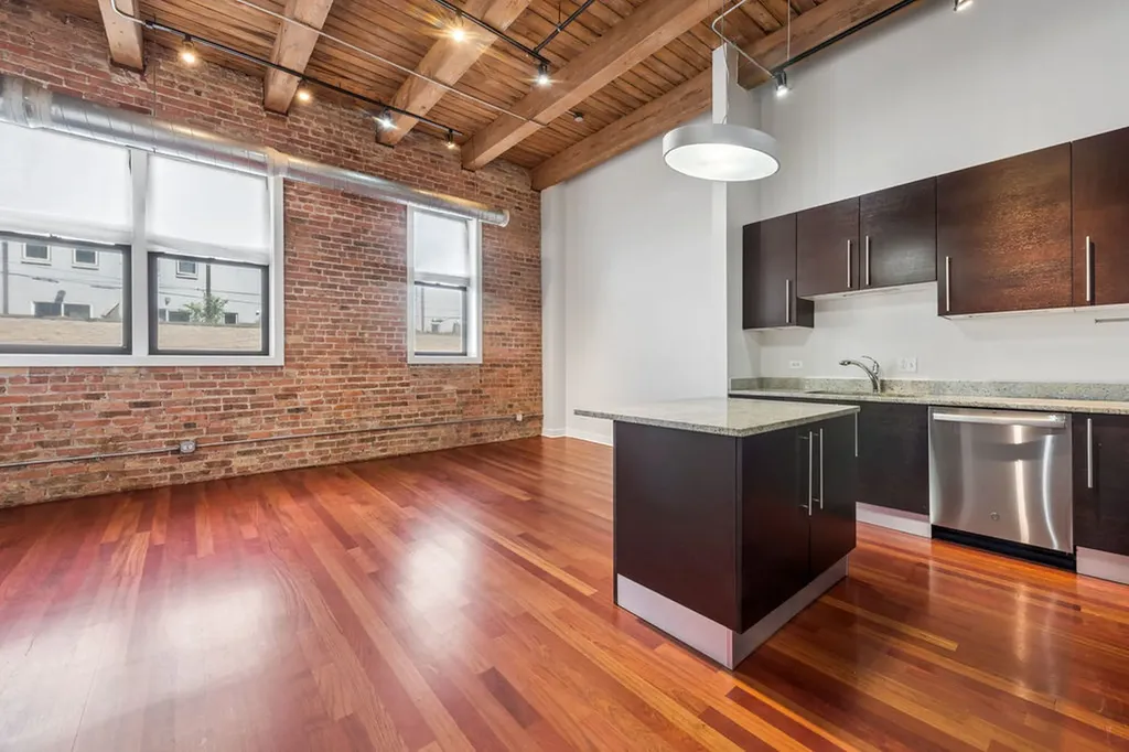 1050 West Hubbard Street Chicago IL 60622