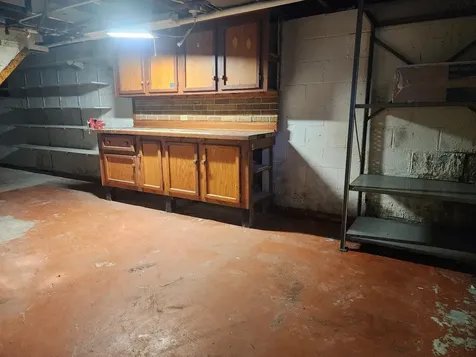 314 South Orchard Avenue Waukegan IL 60085