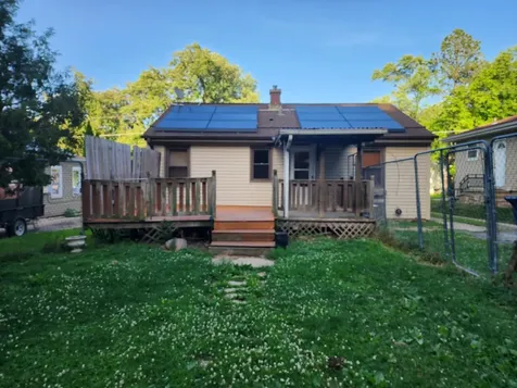 314 South Orchard Avenue Waukegan IL 60085