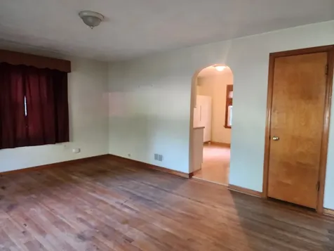 314 South Orchard Avenue Waukegan IL 60085