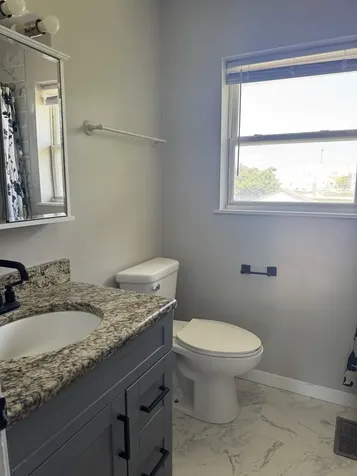 685 Old Indian Trail Aurora IL 60506