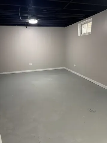 685 Old Indian Trail Aurora IL 60506