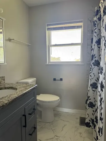 685 Old Indian Trail Aurora IL 60506