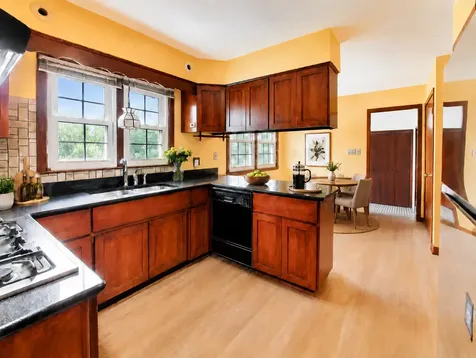 23W019 Sidney Avenue Glen Ellyn IL 60137