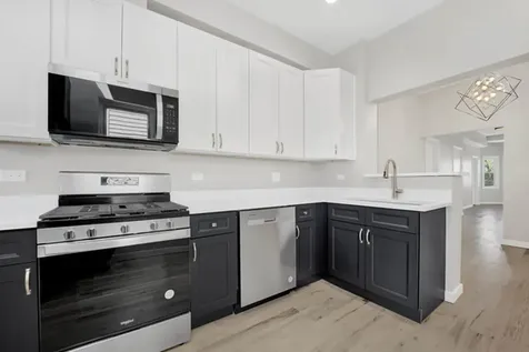2223 West Taylor Street Chicago IL 60612