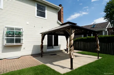 846 Pheasant Walk Drive Schaumburg IL 60193
