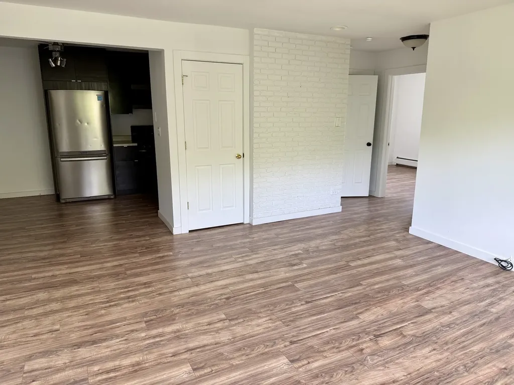 255 East Oak Street Addison IL 60101