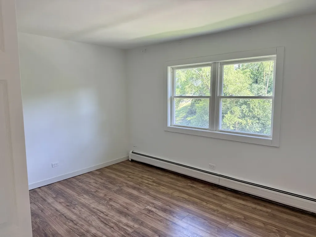 255 East Oak Street Addison IL 60101