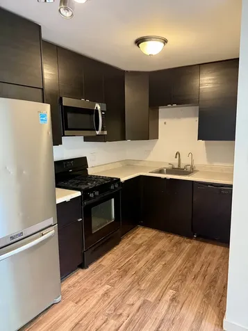 255 East Oak Street Addison IL 60101