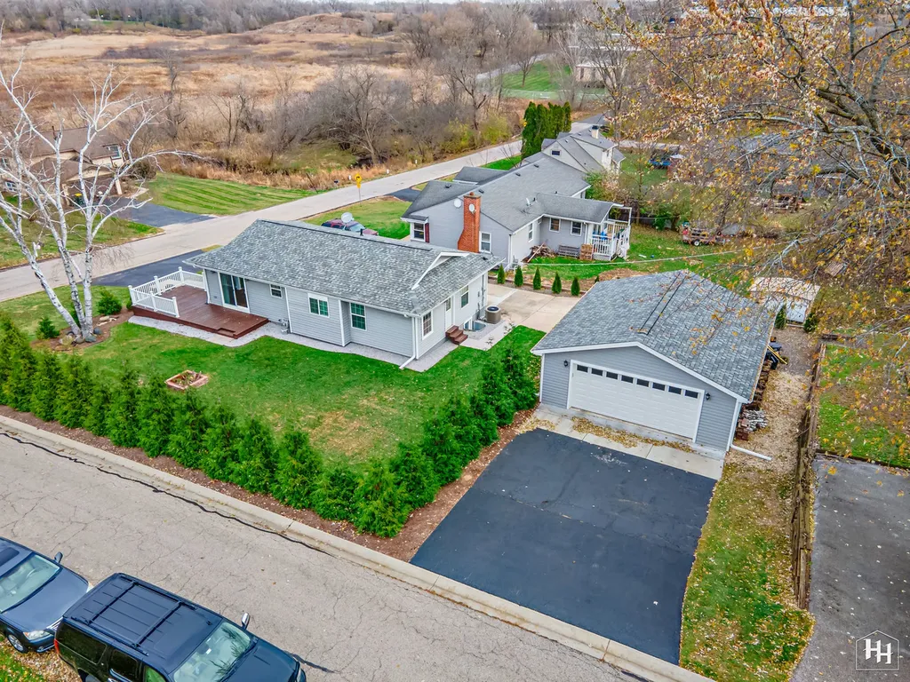 502 Plum Street Lake In The Hills IL 60156
