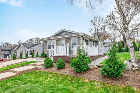 502 Plum Street Lake In The Hills IL 60156