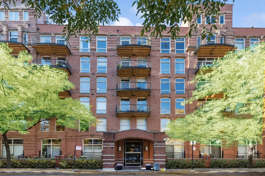 550 North Kingsbury Street Chicago IL 60654