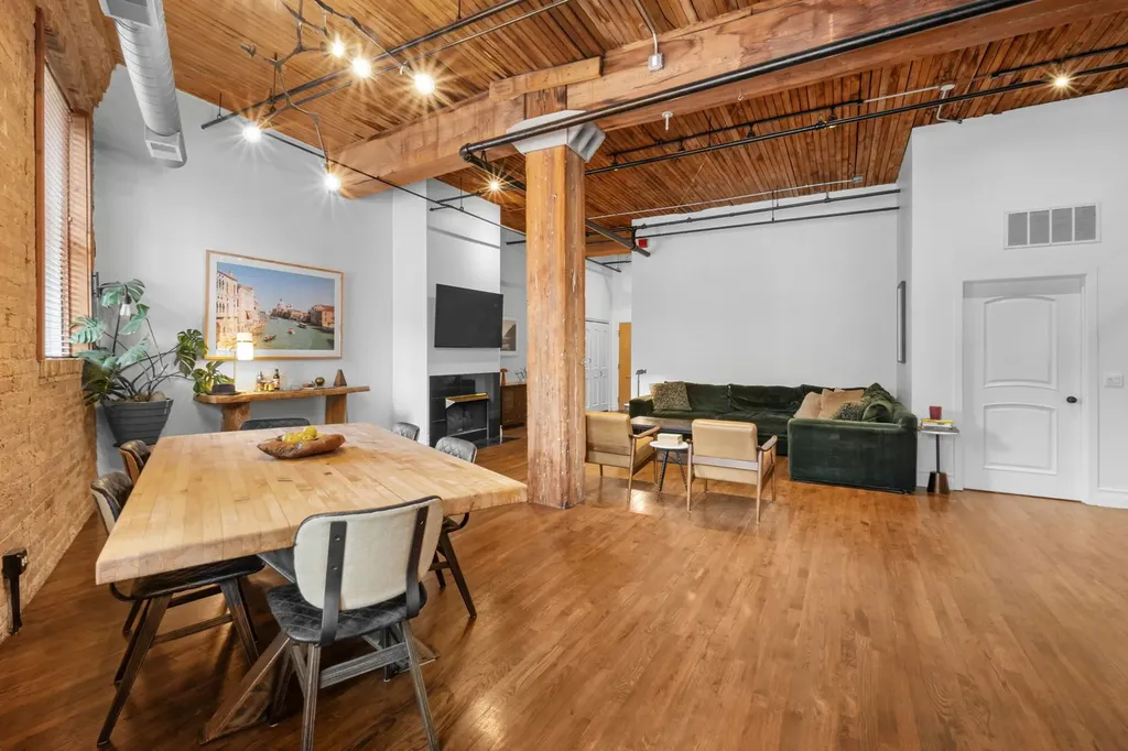 550 North Kingsbury Street Chicago IL 60654
