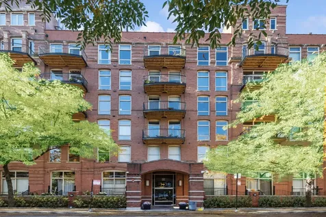 550 North Kingsbury Street Chicago IL 60654