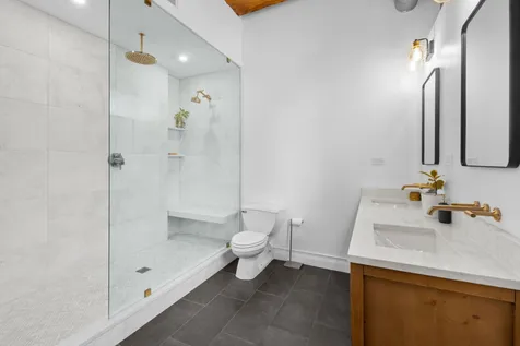 550 North Kingsbury Street Chicago IL 60654