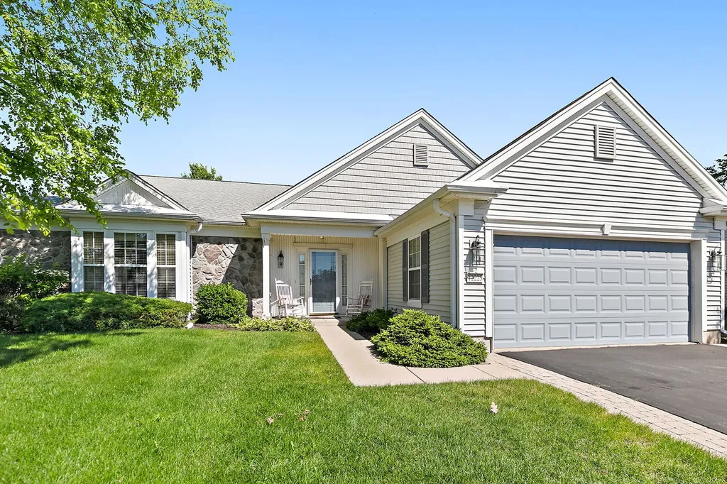 12225 Arlington Drive Huntley IL 60142