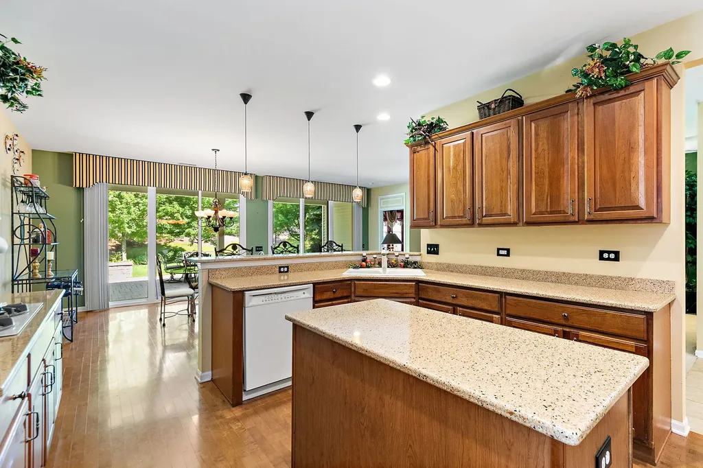 12225 Arlington Drive Huntley IL 60142