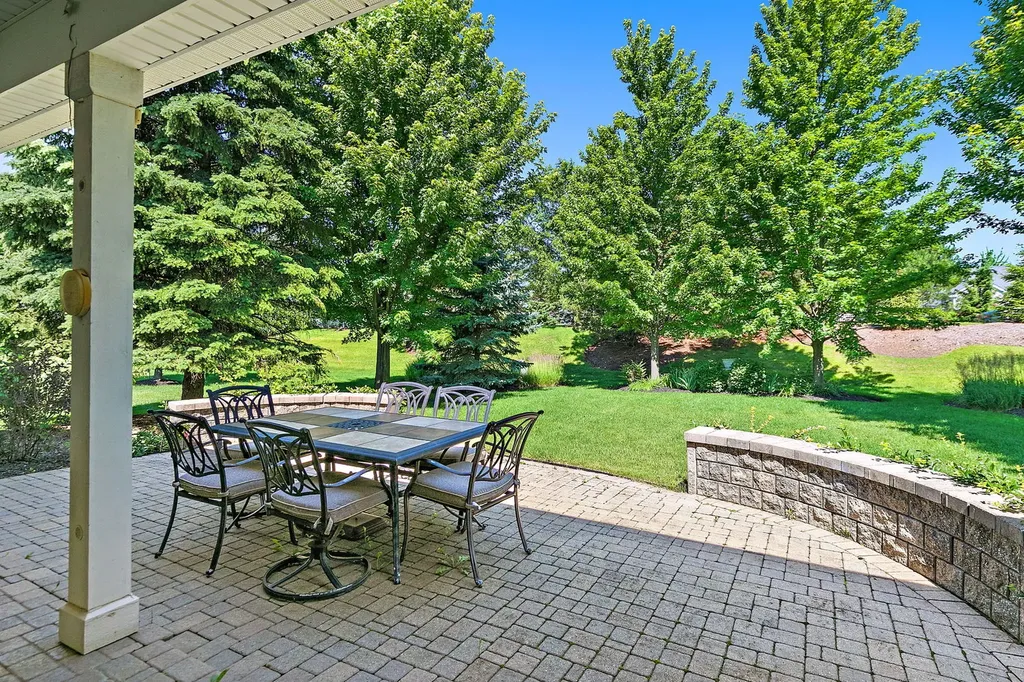12225 Arlington Drive Huntley IL 60142