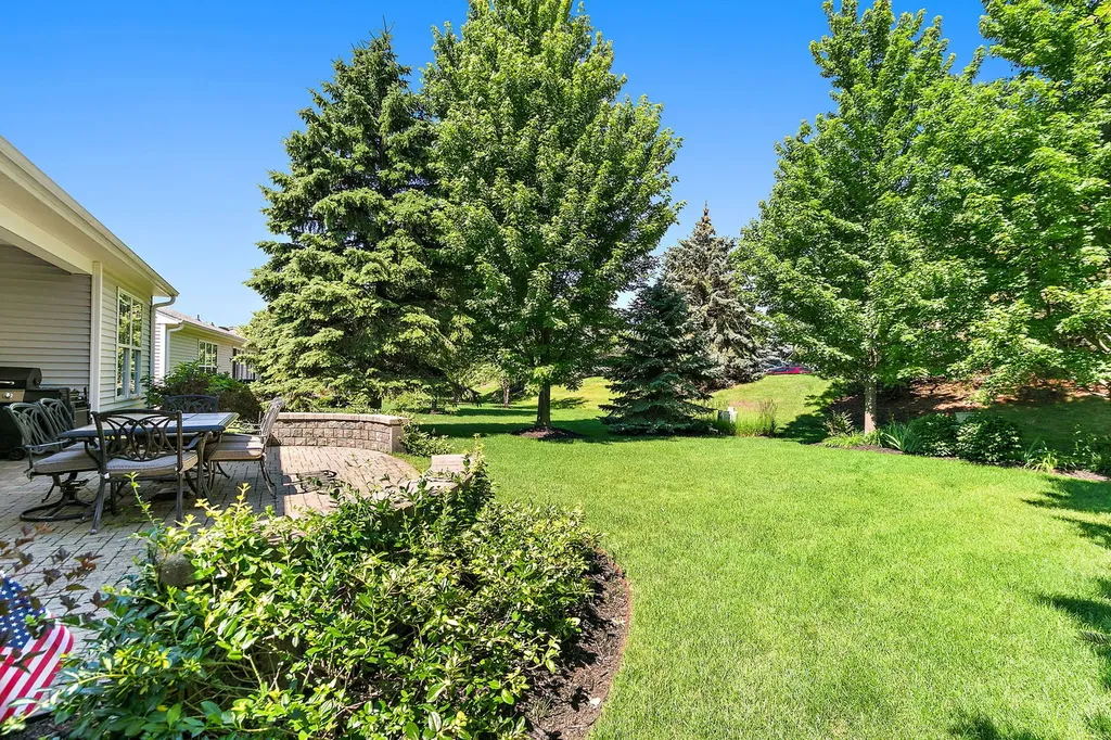 12225 Arlington Drive Huntley IL 60142