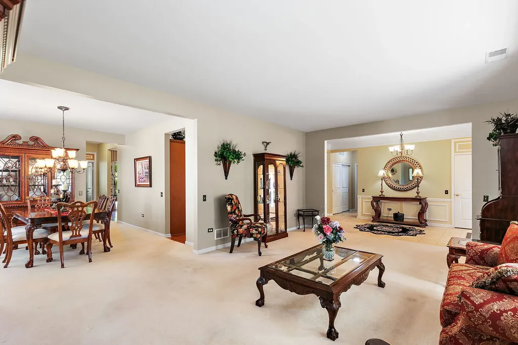 12225 Arlington Drive Huntley IL 60142