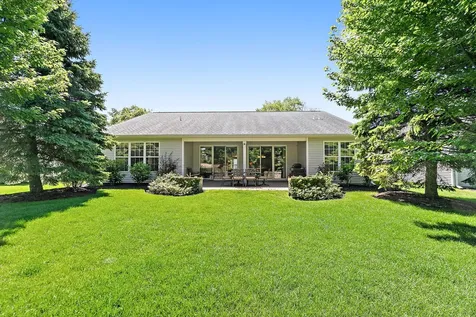 12225 Arlington Drive Huntley IL 60142