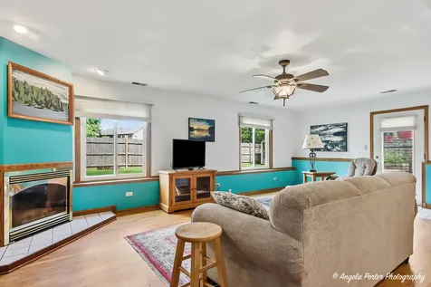 1218 Bunker Street Woodstock IL 60098
