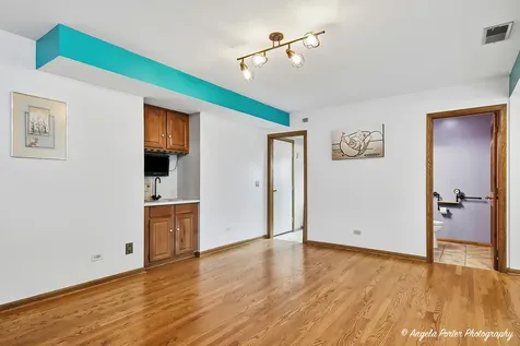 1218 Bunker Street Woodstock IL 60098