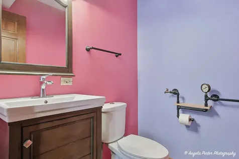 1218 Bunker Street Woodstock IL 60098