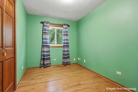 1218 Bunker Street Woodstock IL 60098