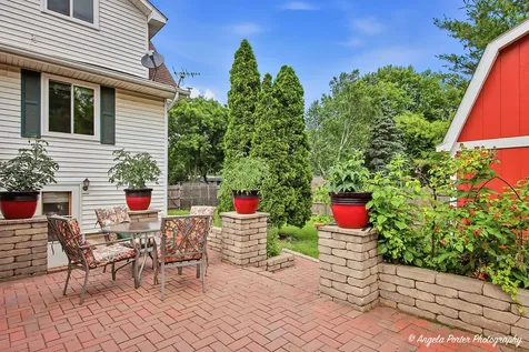 1218 Bunker Street Woodstock IL 60098