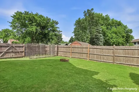 1218 Bunker Street Woodstock IL 60098